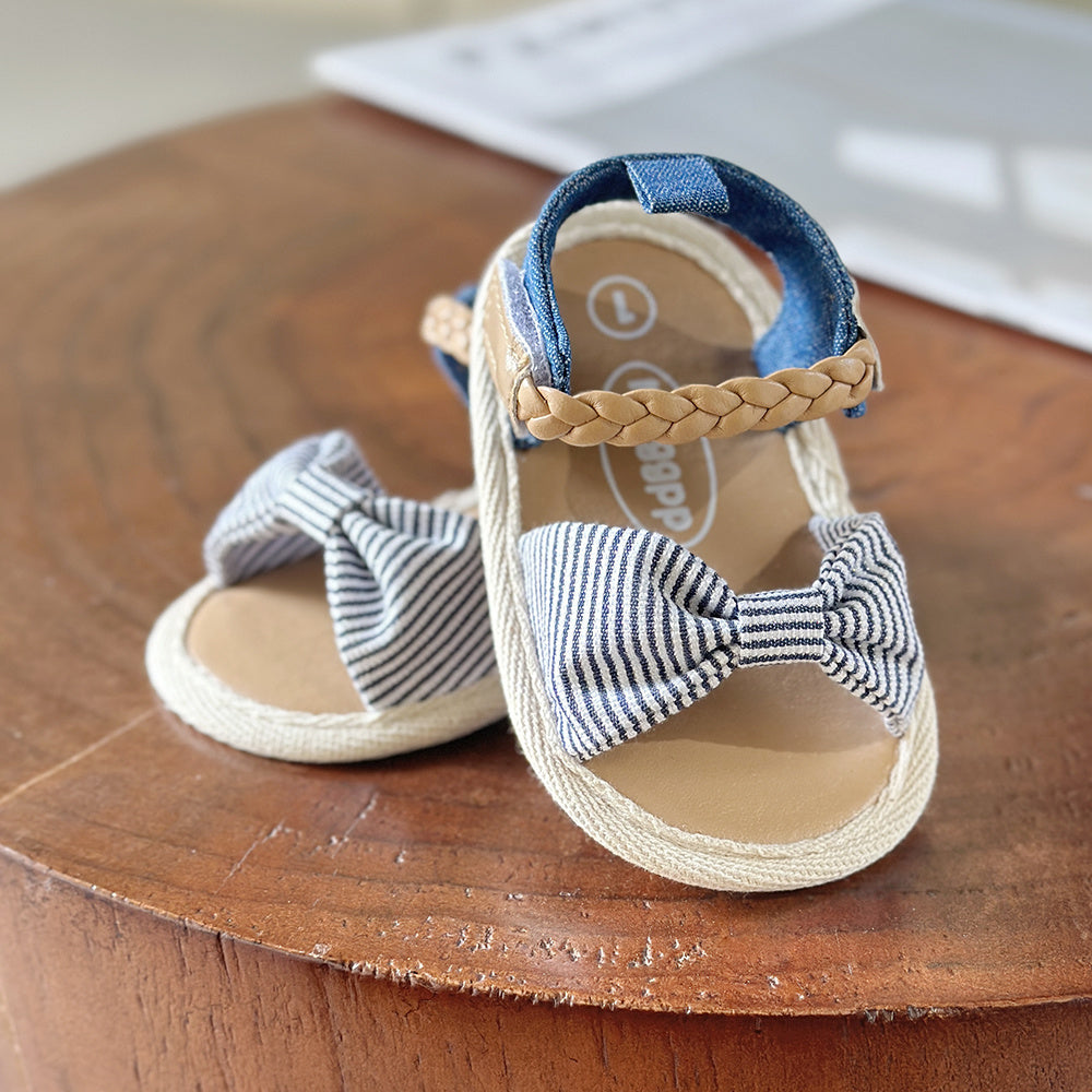 Adorable Toddler Girls Bow Sandals with Delicate Fabric Bows - Flexible Braided Strap, Non-slip Soft Sole for Playful Steps - Adjustable Hook & Loop Fastener for Secure Fit - Perfect Summer Shoes for Little Explorers