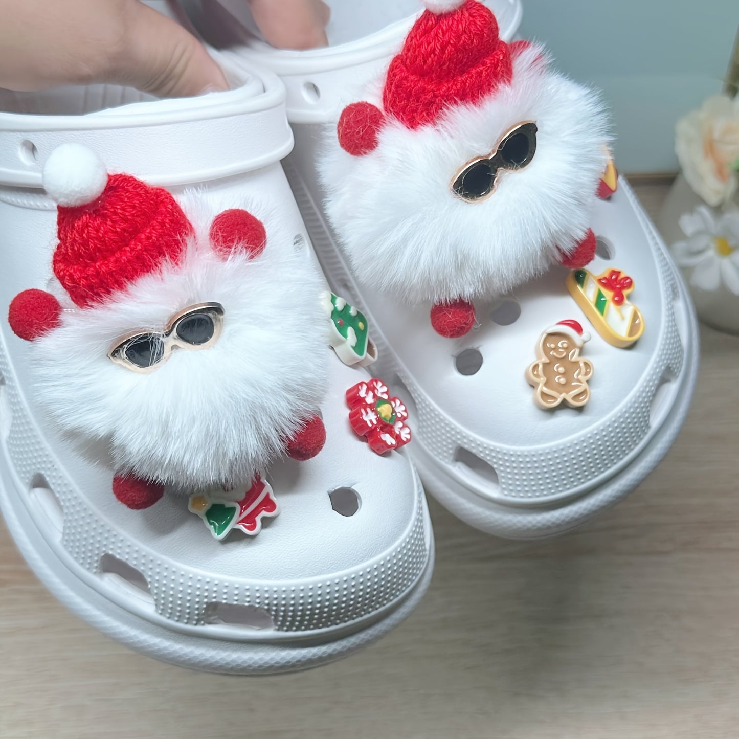 8pcs Christmas Plush Shoe Charms For Clogs, Sandal Decoration, DIY Accessories