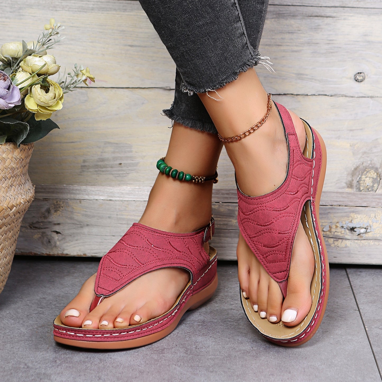 Womens Retro Charm Wedge Sandals - Comfort Thong, Adjustable Buckle, Open Toe Slingback - Casual Solid Color Style