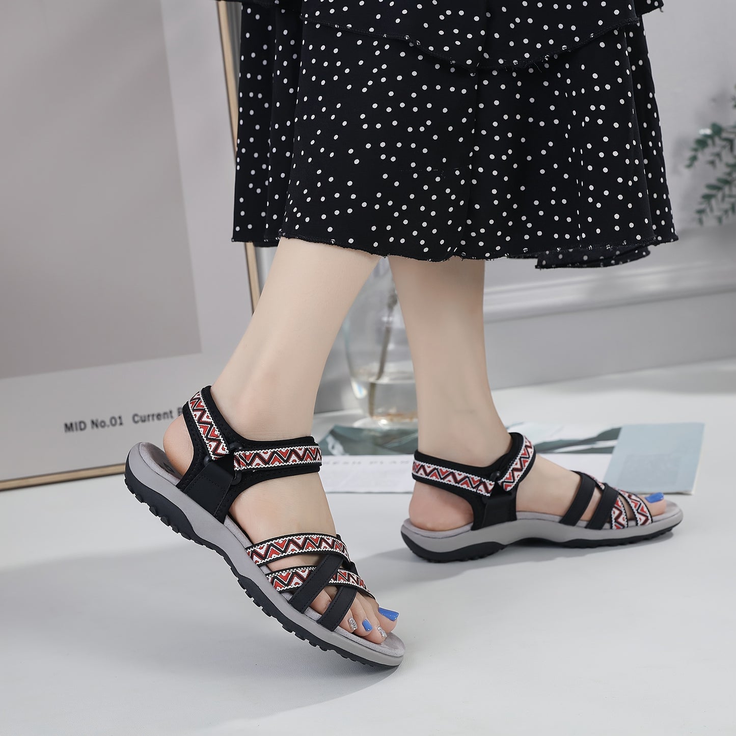 Women's Comfortable Hiking Athletic Sandals Walking Arch Support Lightweight Sandals Beach Outdoor Travel Summer Beach Sandal