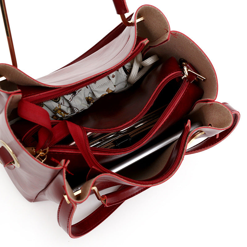 new fashion handbags Sanjiantao retro all-match single shoulder bag simple oil wax portable Tote Bag