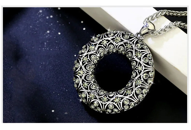 New Arrival Long Necklaces for Women 2024 Fashion Vintage Round Choker Collier Femme Statement Necklaces & Pendants Accessories