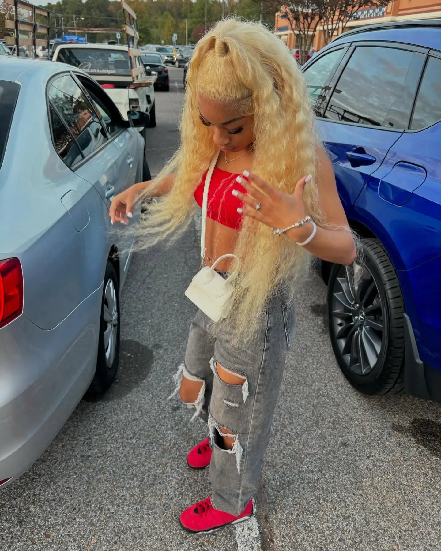 613 Blonde HD Lace Frontal Wig 13x4 13×6 Deep Wave Lace Front Human Hair Wig Colored Curly Wigs Water Wave Wigs For Women 