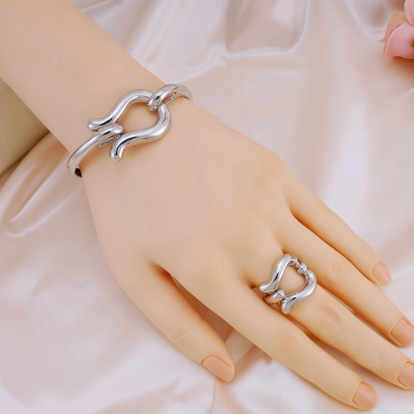 Fashion Jewelry Sets For Women Gold Color Choker Necklace Earrings Bracelets Ring Wedding Set Party Accessories