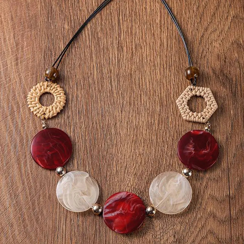 Vintage Acrylic Accessories Handmade Pendants Necklaces Statement Geometric Retro Necklace for Women Daily Fashion Jewelry