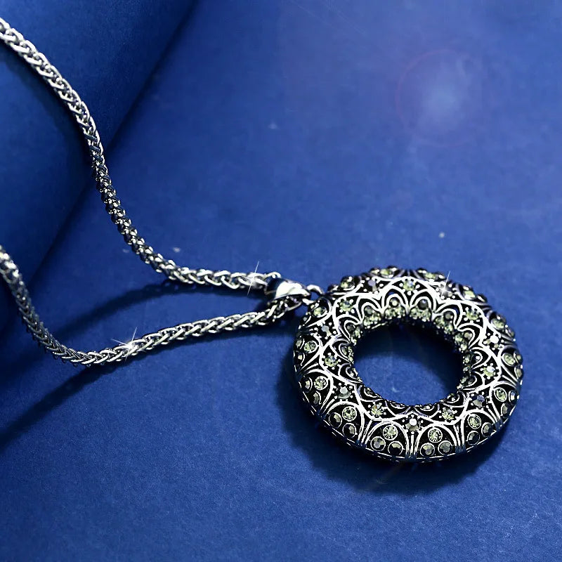 New Arrival Long Necklaces for Women 2024 Fashion Vintage Round Choker Collier Femme Statement Necklaces & Pendants Accessories