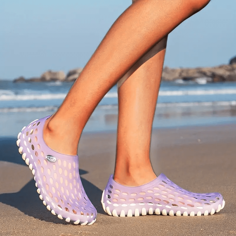 Breathable Unisex Garden Sandals - Non-Slip Summer Slides with Round Toe Design, Perfect for Outdoor Couples Wear