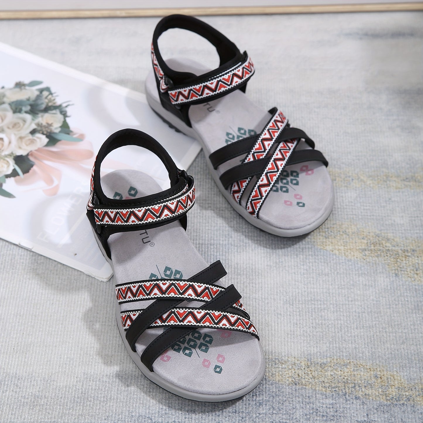 Women's Comfortable Hiking Athletic Sandals Walking Arch Support Lightweight Sandals Beach Outdoor Travel Summer Beach Sandal