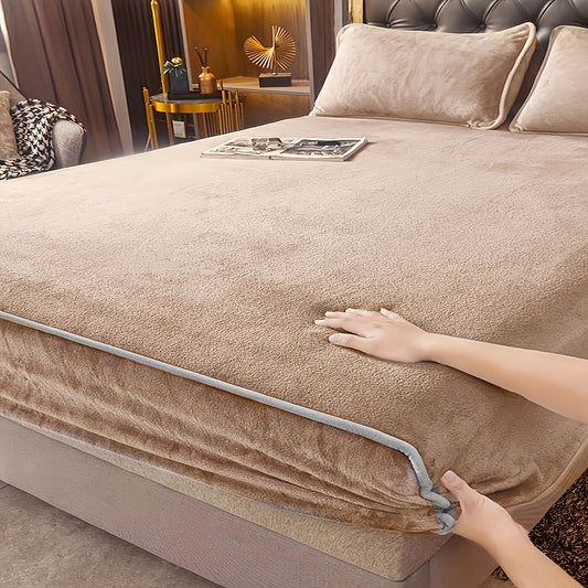 1pc Milk Velvet Thickened Fitted Sheet, Soft Comfortable And Warm Autumn And Winter Solid Color Bedding Fitted Sheet, For Bedroom Guest Room Dorm, With Deep Pocket, Fitted Bed Sheet Only, Machine Washable
