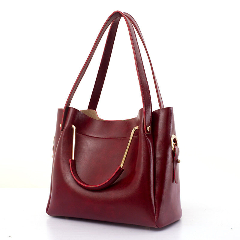 new fashion handbags Sanjiantao retro all-match single shoulder bag simple oil wax portable Tote Bag