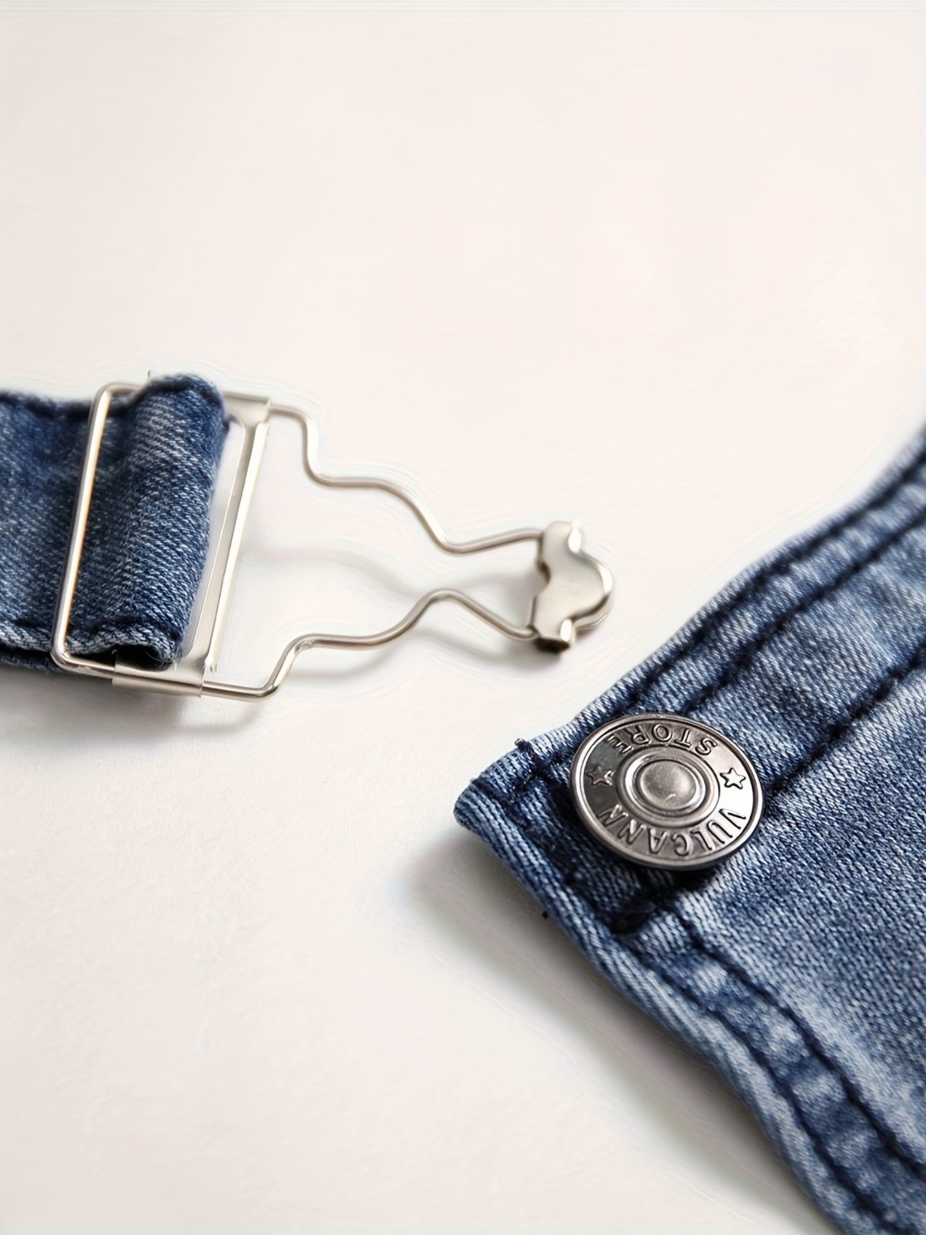 Stylish Slim Fit Ripped Jeans for Men - Soft Stretch Denim, Versatile Casual Wear, Machine Washable, Comfortable and Breathable, Perfect for Daily Life