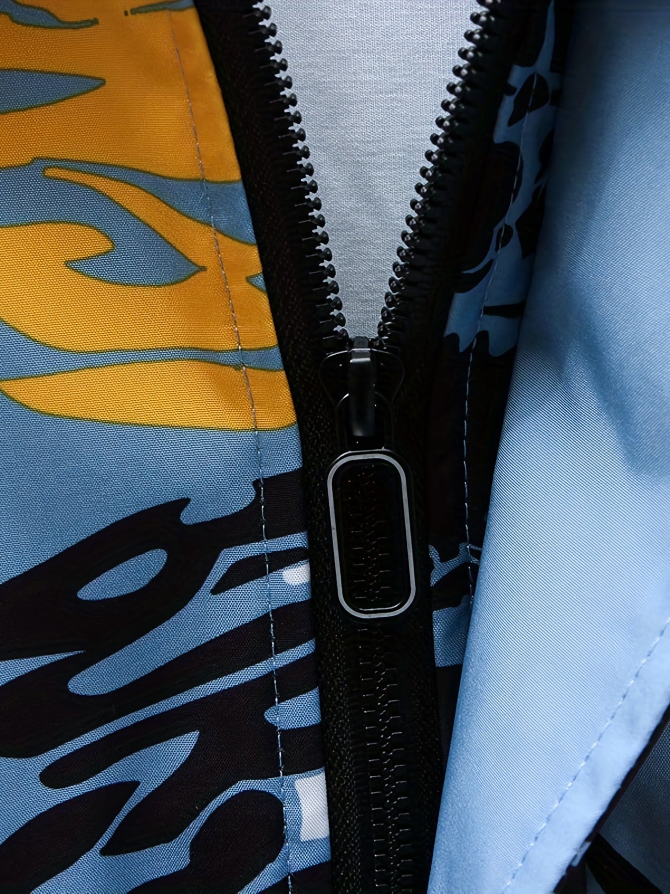 Spring And Autumn Men's Fashion Graffiti Mid Length Windbreaker Popular Hooded And Handsome Men's Jacket Popular Versatile Men's And Women's Same Windbreaker Jacket