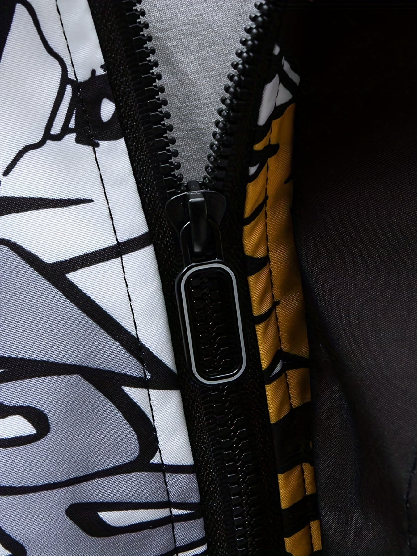 Spring And Autumn Men's Fashion Graffiti Mid Length Windbreaker Popular Hooded And Handsome Men's Jacket Popular Versatile Men's And Women's Same Windbreaker Jacket