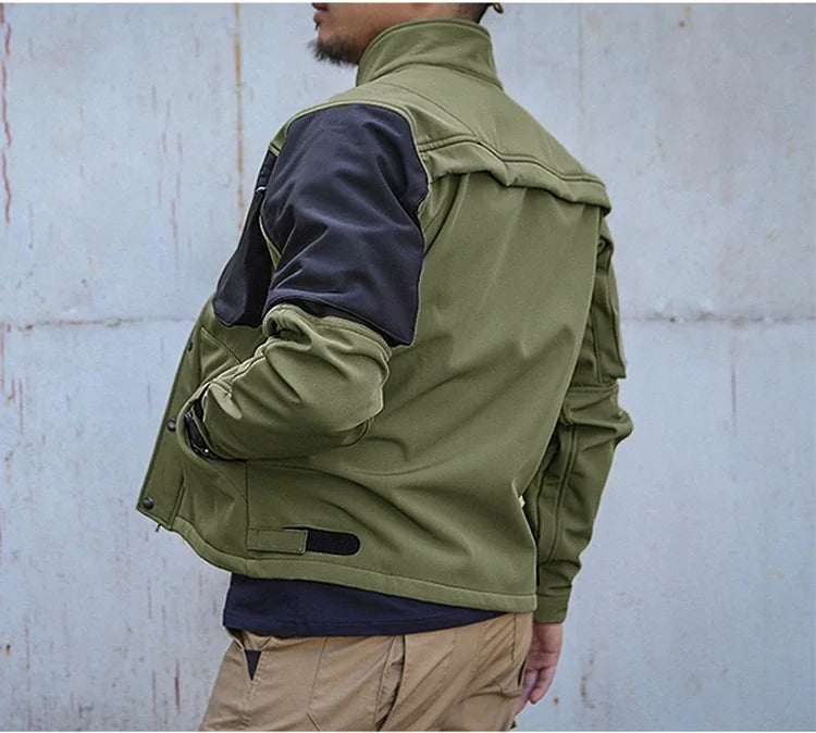Motorcycle Jacket Men Riding Outdoor Winter Coats Tactical Multi-pocket Soft Shell Waterproof Windproof Warm Shark Skin