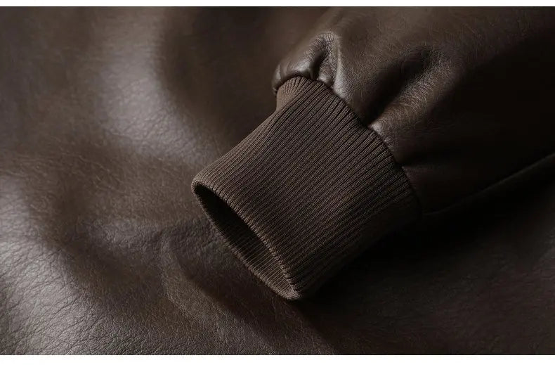 In the spring and autumn of 2025, men's casual jackets are fashionable, stylish, versatile and trendy loose jackets