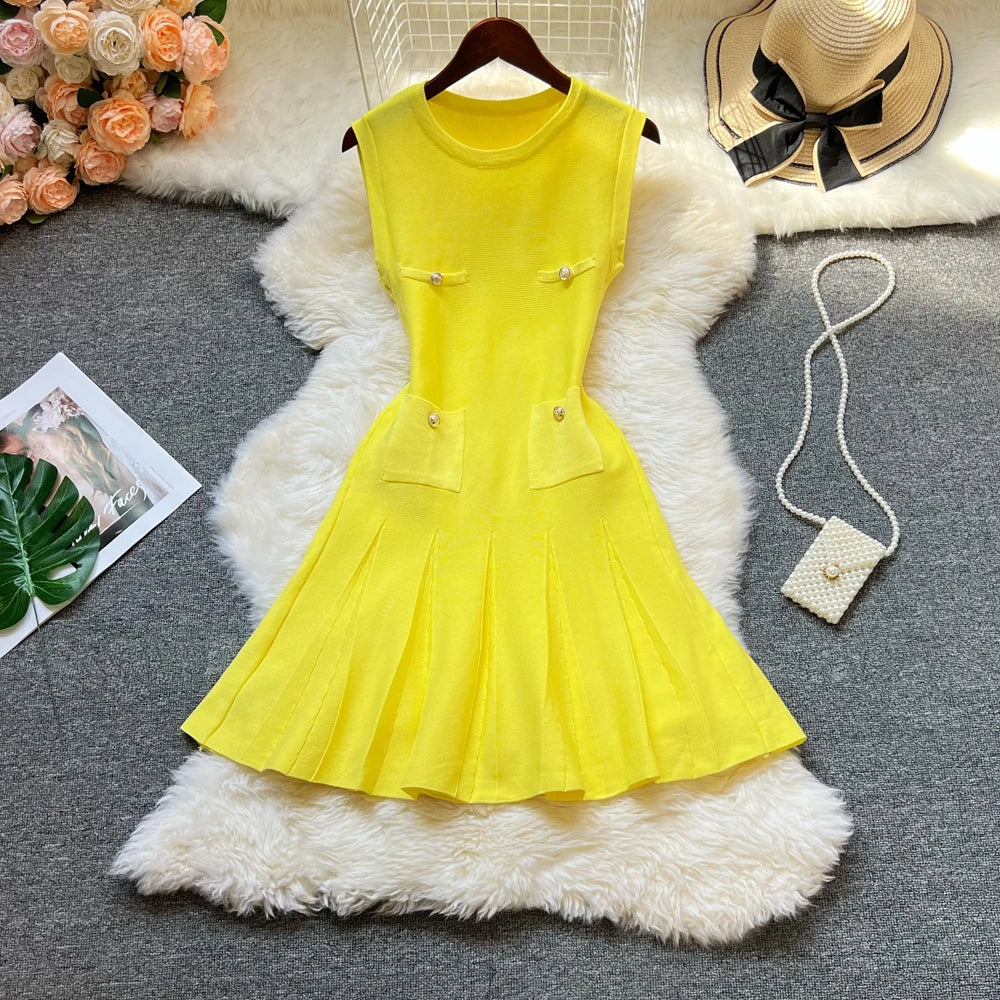YuooMuoo Chic Fashion 2025 Summer Pleated Short Dress Women O-neck Slim Waist A-line Party Dress Streetwear Lady Outfits Vestido
