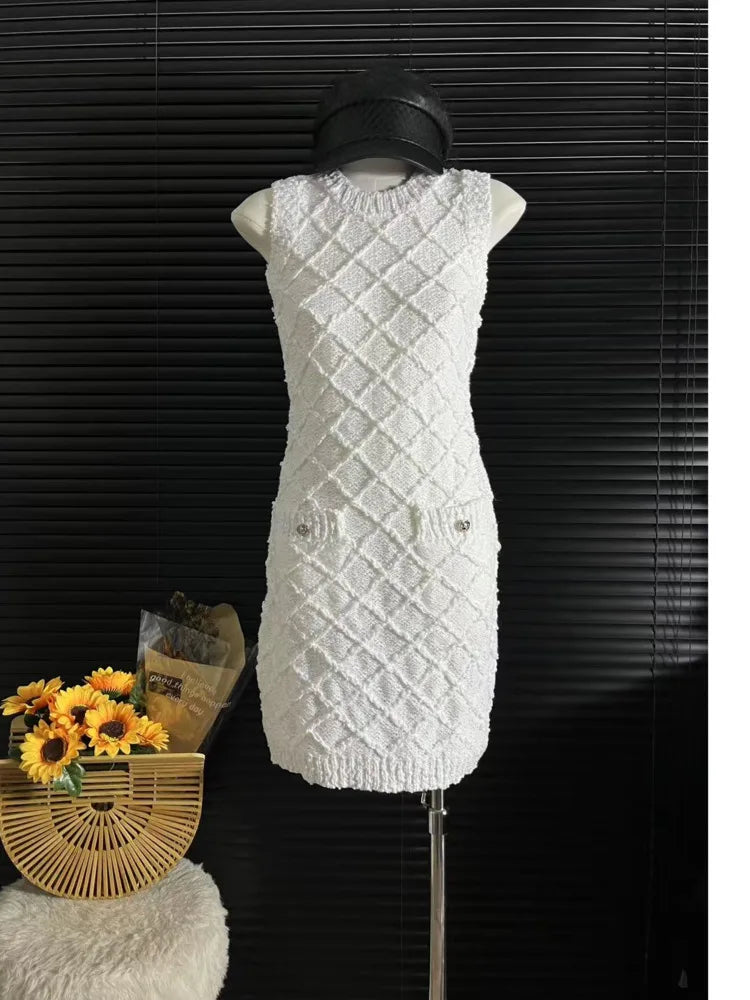 Dresses Women Spring Summer Black White O-neck Tanks Sleeveless Knitted Dress Classical Elegant Sweet Slim Fit Female Clothes