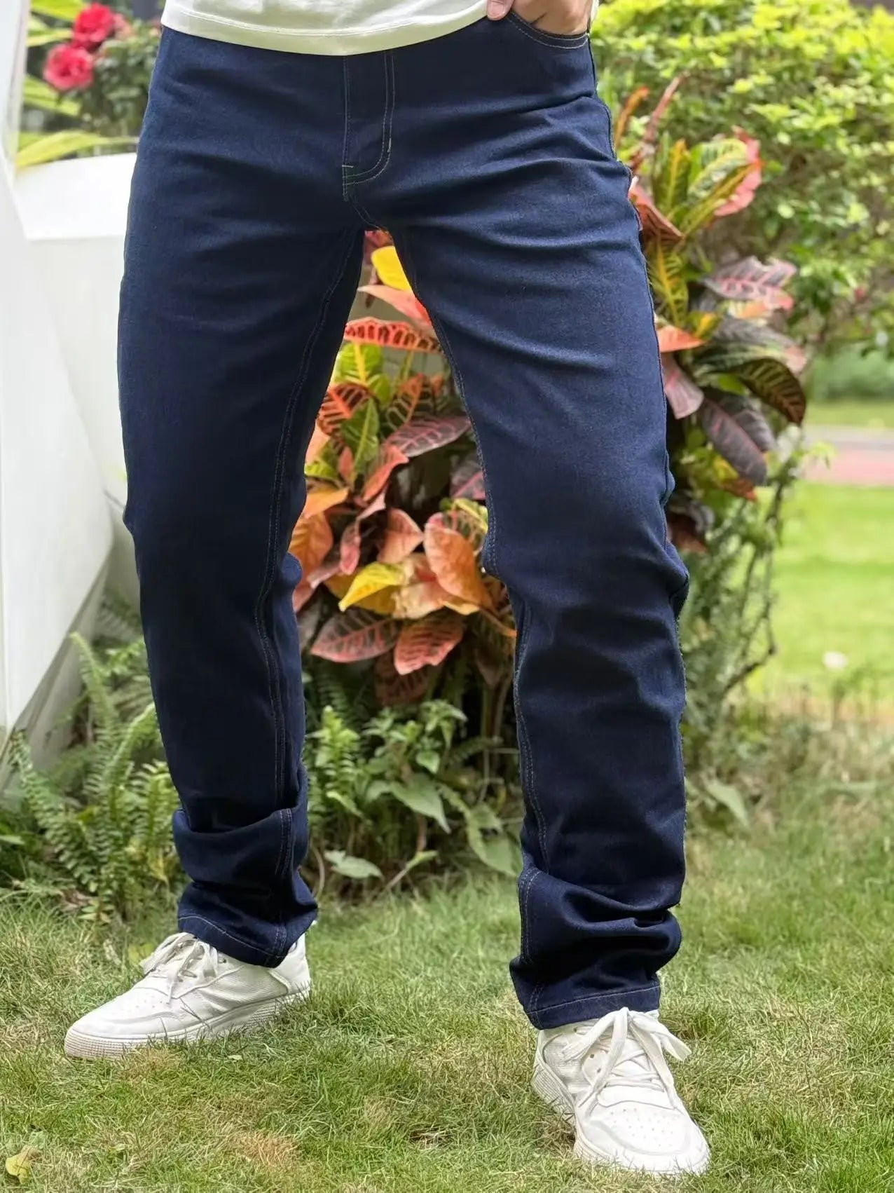 Classic Men's Jeans  Breathable and Comfortable  Suitable for Both Outdoor Commuting and Daily Wearing Straight and A line Fit