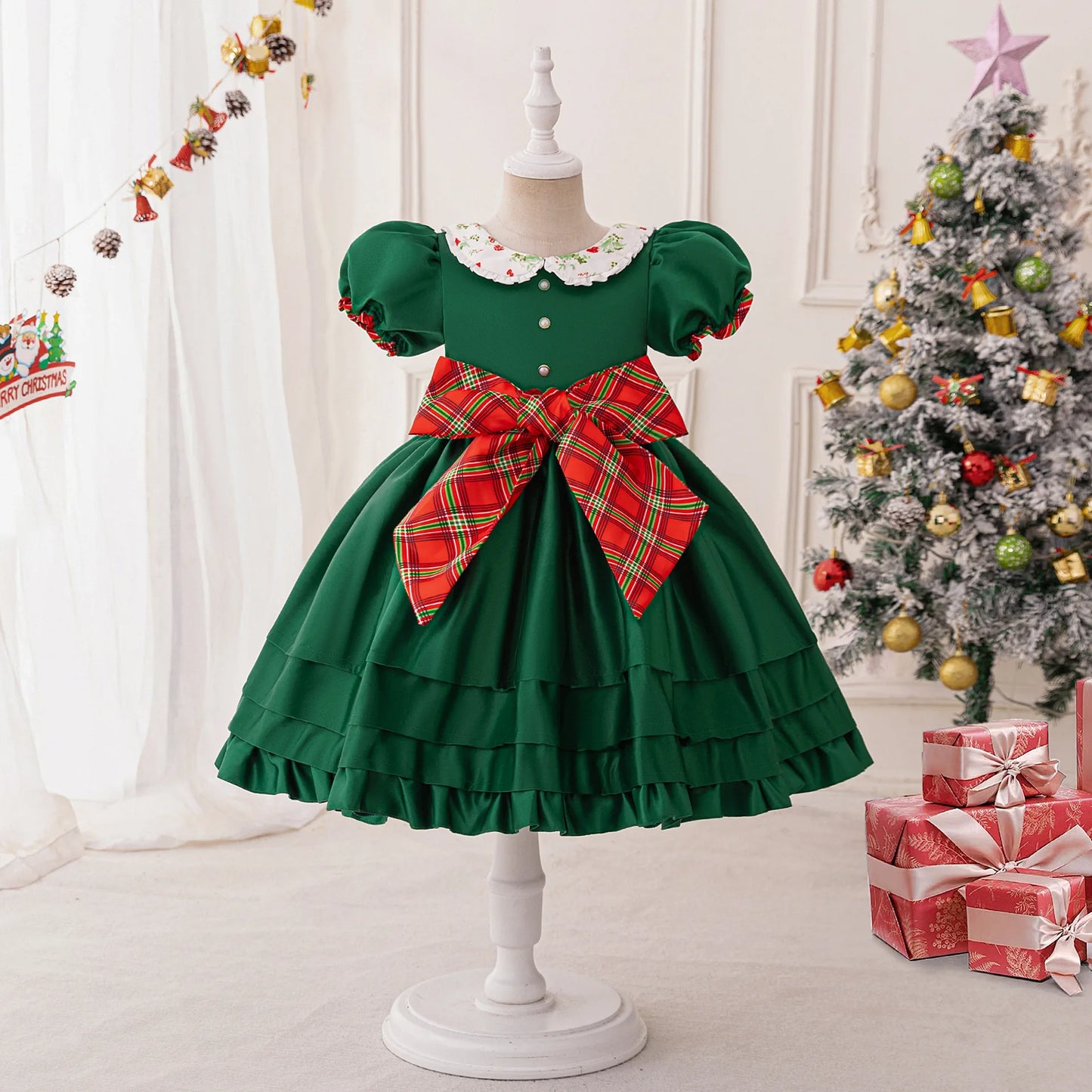 Christmas Dresses Girl Cartoon Print Princess Dress Children Red and Green Sequined Mesh Puff BalL Gown Carnival Clothes