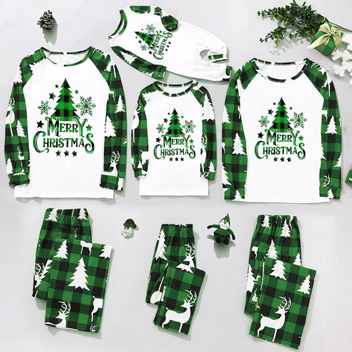 Xmas Matching Family Pajamas Set 2025 Xmas Green Cotton Print Pjs Adult Child Clothing Outfit set Baby Jumpsuit+Dog Clothes