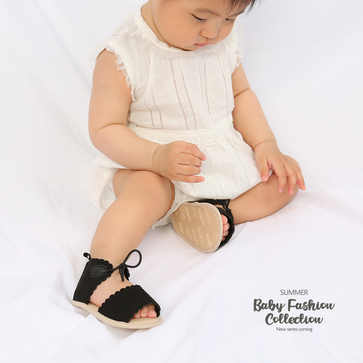 Adorable & Lightweight Baby Girl Sandals: Open-Toe, Easy Fasten Crib Shoes Perfect for First Walkers – Spring/Summer Ready