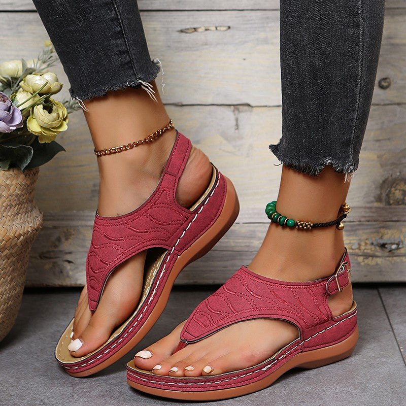 Womens Retro Charm Wedge Sandals - Comfort Thong, Adjustable Buckle, Open Toe Slingback - Casual Solid Color Style