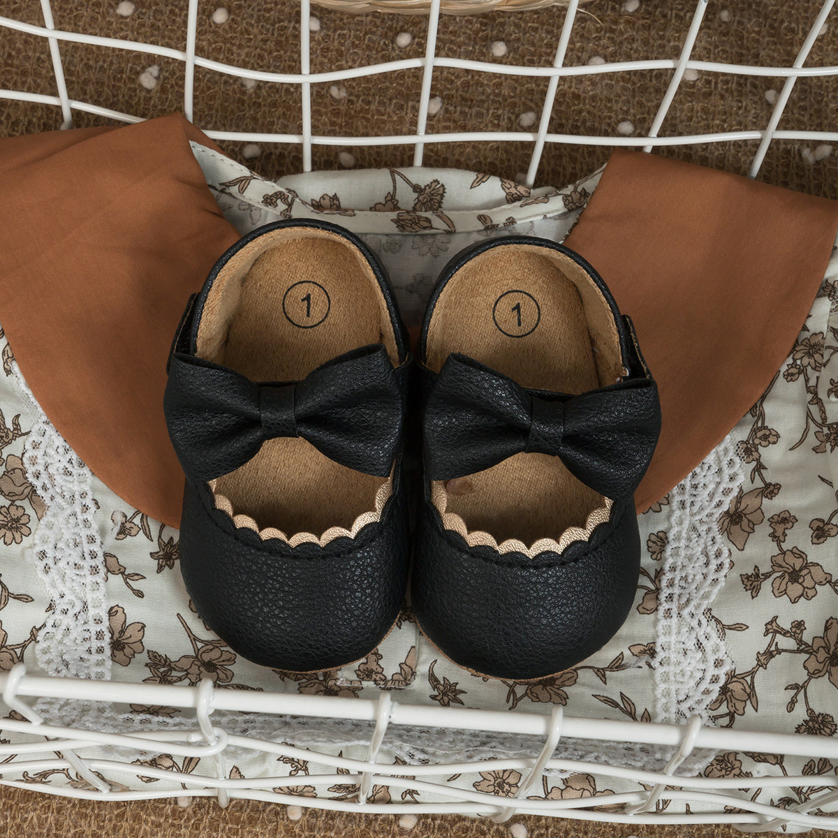 Infant Baby Girls Mary Jane Flats, Soft Sole Princess Dress Shoes Crib Shoes First Walker Shoes