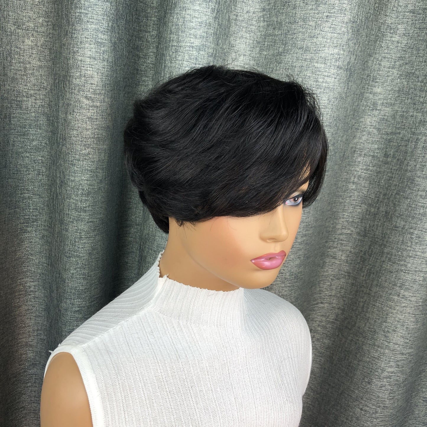 Elegant Natural Black Straight Bob Wig with Side Bangs for Women - 150% Density, Glueless Human Hair, Machine Made, Brazilian Virgin Hair