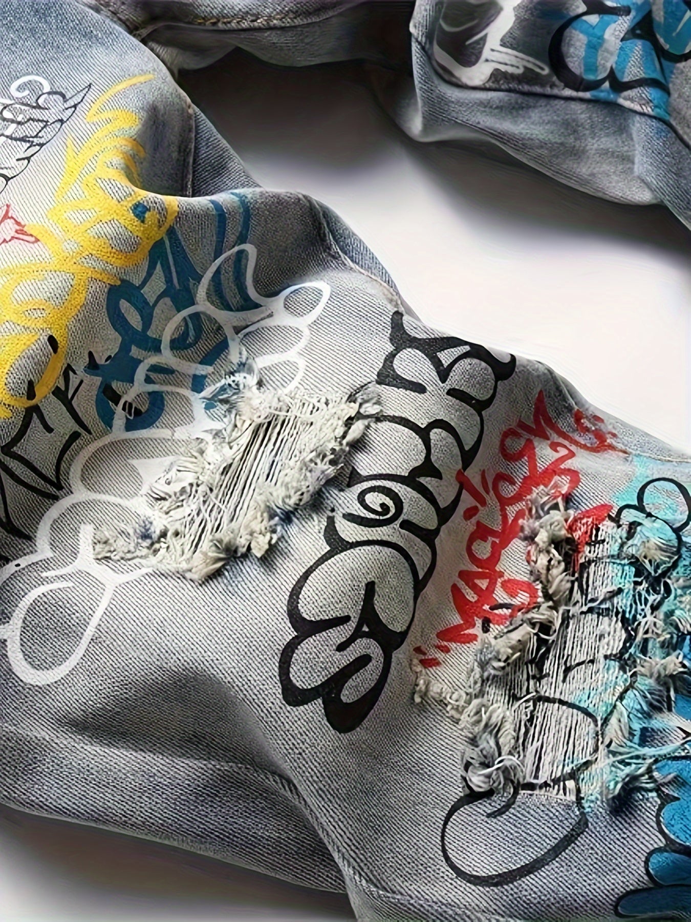 Stylish Graffiti Print Slim Fit Denim Jeans for Men - Comfortable, Versatile, and Fashionable Daily Pants with Artistic Design - Perfect for Casual Occasions and Streetwear