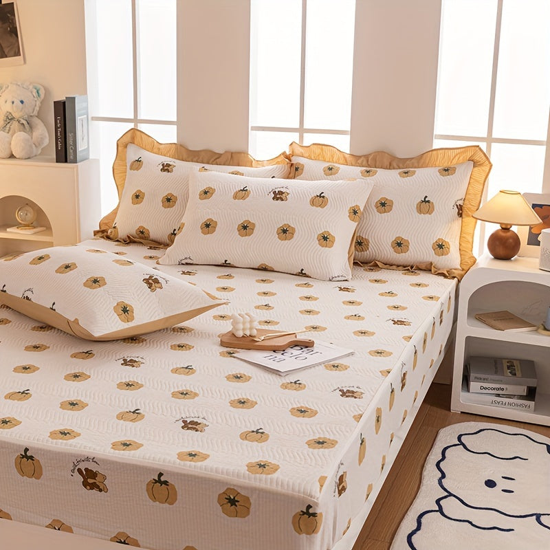 Breathable Quilted Bed Sheet Set with Ruffles - Cartoon Pumpkin Print, Polyester, Machine Washable, Includes Fitted Sheet, 4 Pillowcases with Frills & Smooth Texture, All-Season Comfort - Fits Mattress up to 12 Inches