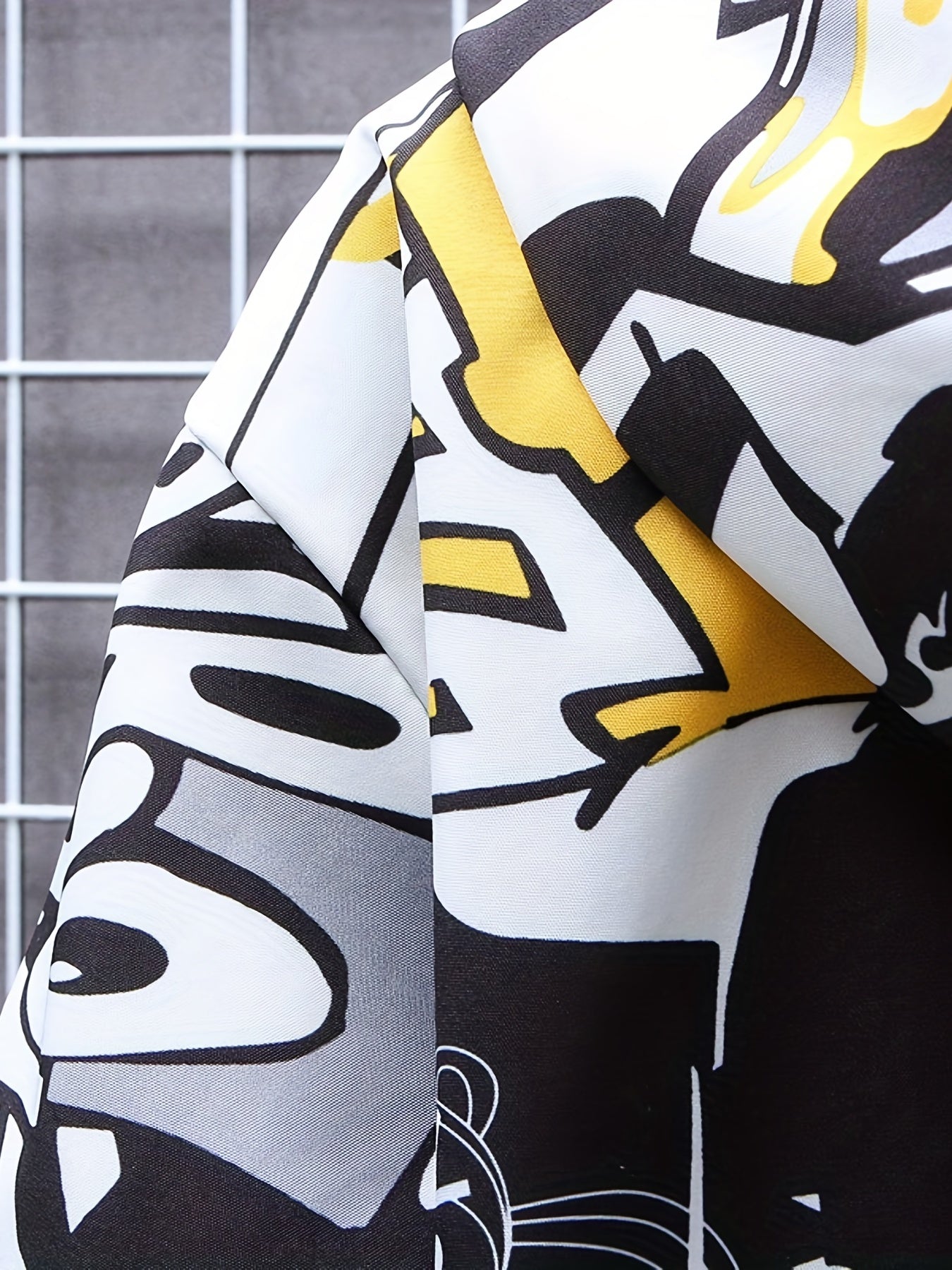 Spring And Autumn Men's Fashion Graffiti Mid Length Windbreaker Popular Hooded And Handsome Men's Jacket Popular Versatile Men's And Women's Same Windbreaker Jacket