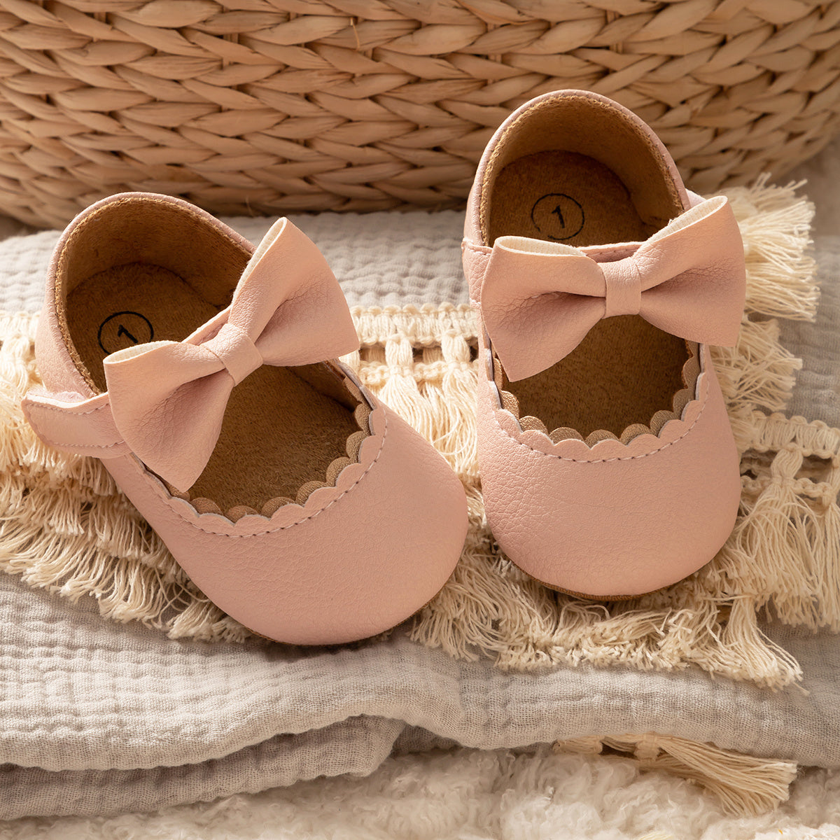 Infant Baby Girls Mary Jane Flats, Soft Sole Princess Dress Shoes Crib Shoes First Walker Shoes